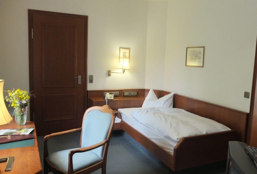 Hotel Valsana Am Kurpark Бад Вилдбад Екстериор снимка