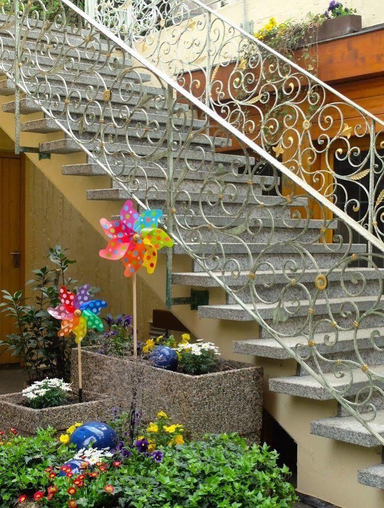 Hotel Valsana Am Kurpark Бад Вилдбад Екстериор снимка